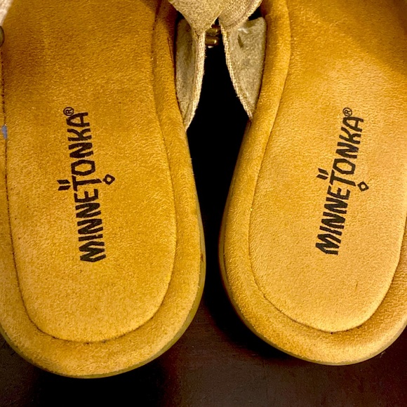 Minnetonka Women's Silvie Slingback Sandals |Size 8W - Picture 4 of 12